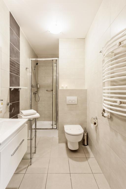 Hotel Modrzewiowy Dwor 格利维采 外观 照片
